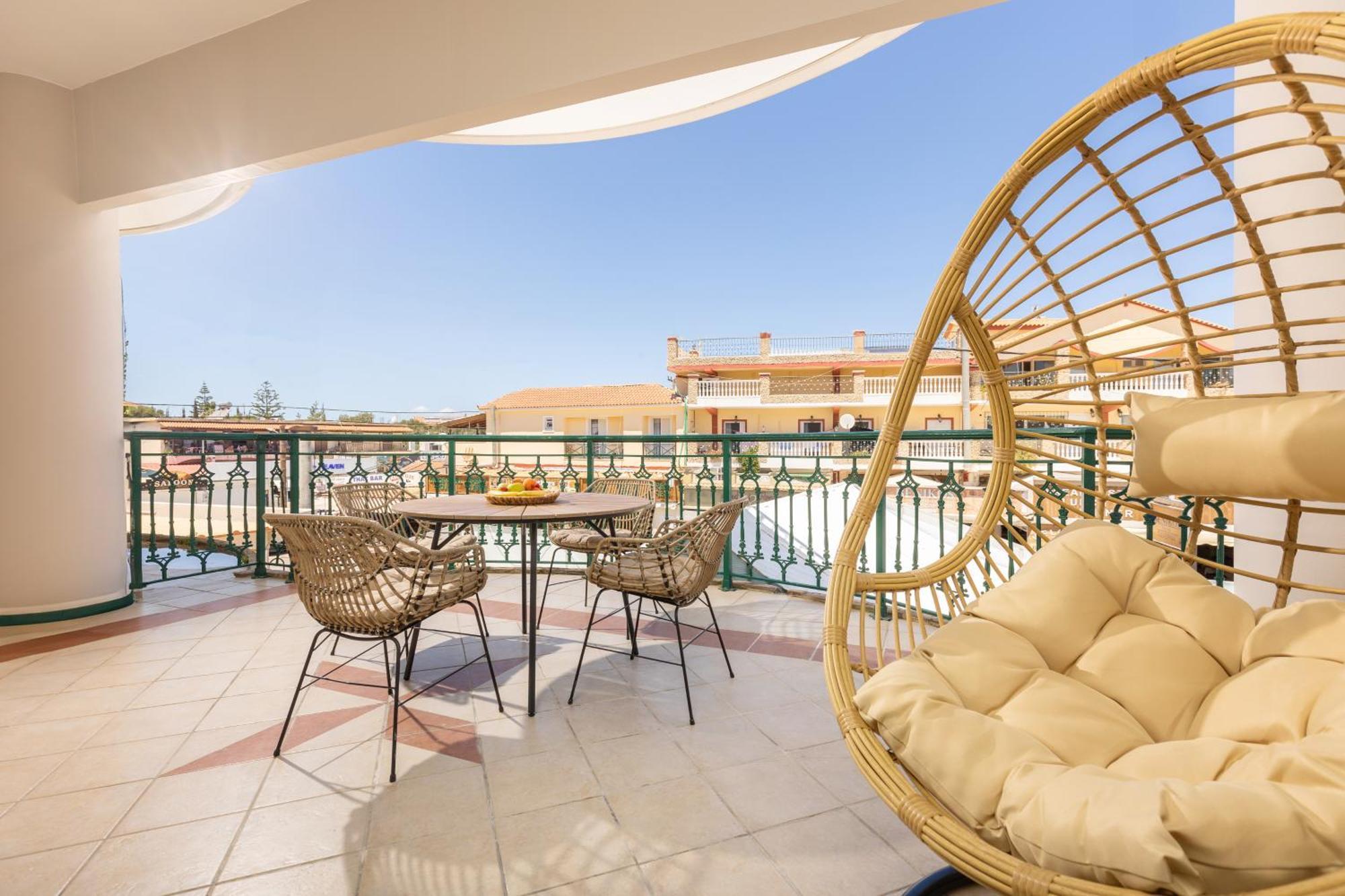 Aparthotel Koukos Loft Planos